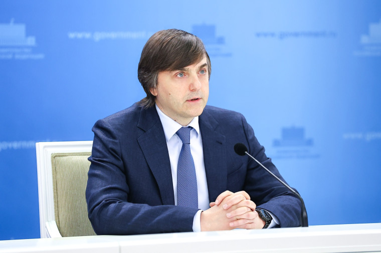 Брифинг Министра просвещения РФ Сергея Кравцова.